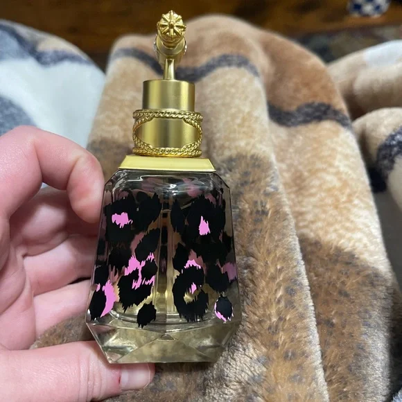 ✨Juicy Couture✨ I Love Juicy Couture perfume - Picture 4 of 5